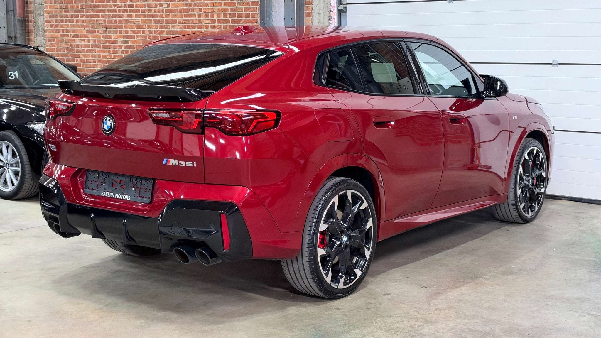 BMW X2 M 35iA xDrive M-Sport Pro Garantie Nieuwstaat, Autos, Rouge, Entreprise, Carnet d'entretien, Alcantara