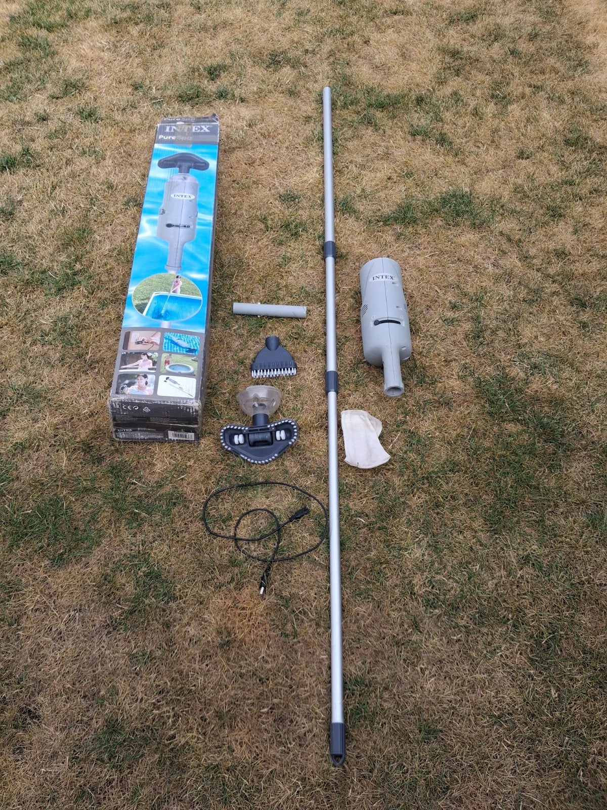 Aspirateur Intex pour piscine, Enlèvement, Utilisé