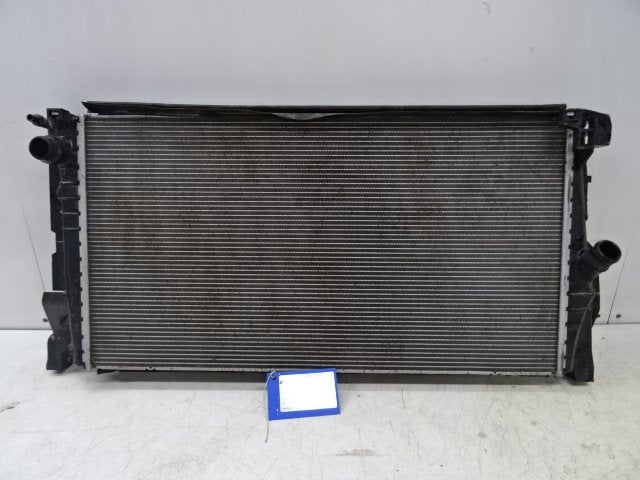 RADIATEUR EAU BMW X1 (F48) (01-2014/06-2022) (1711761763908), Utilisé, BMW, Petuelring 130
80809  München, DE, Bayerische Motoren Werke AG