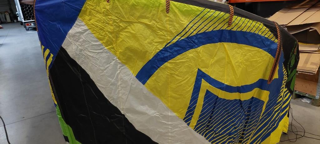 Liquid Force Envy 8 kite, Watersport en Boten, Kitesurfen, Ophalen, Kite