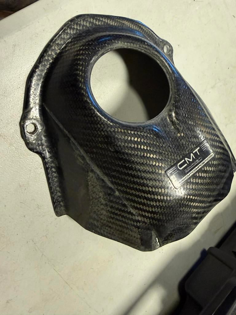 Crf250 2024 carbon benzine tank kap, Enlèvement
