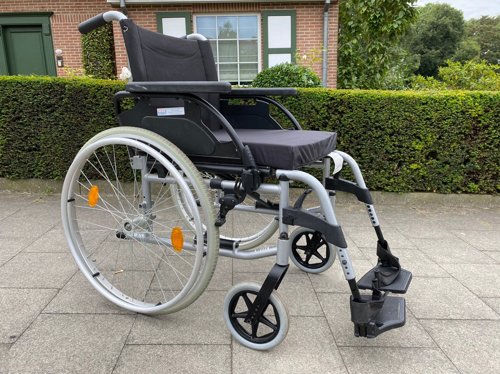 Fauteuil roulante Chaise handicapé léger et facile, Divers, Enlèvement ou Envoi, Comme neuf, Fauteuil roulant électrique