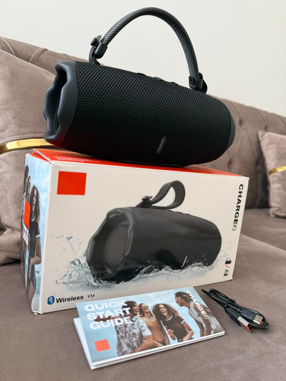 Charge 6 (geen JBL) Bluetooth Speaker Nieuw, Overige merken, Nieuw, Ophalen of Verzenden, Draagbare speaker