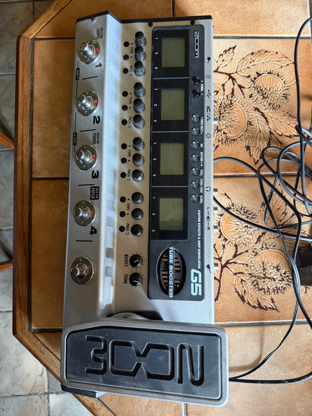 Zoom G5 guitar effects&Amp simularor, Muziek en Instrumenten, Ophalen, Zo goed als nieuw