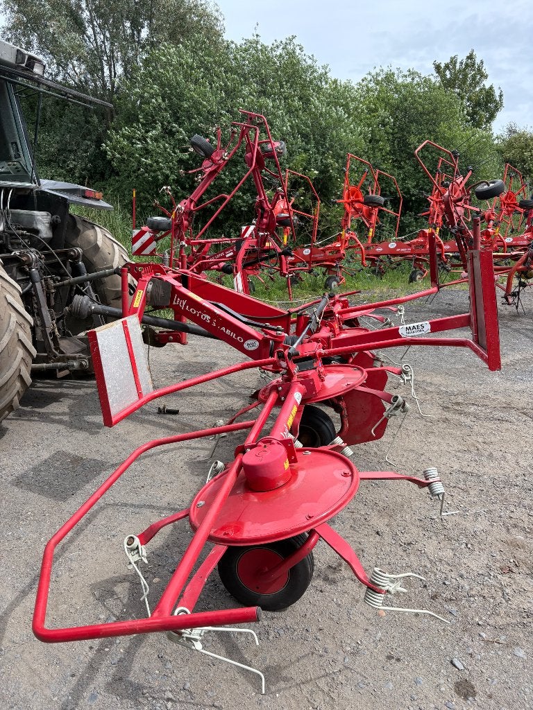 Lely Lotus 520 stabilo 2007, Zakelijke goederen, Landbouw | Werktuigen, Ophalen, Akkerbouw, Weidebouw