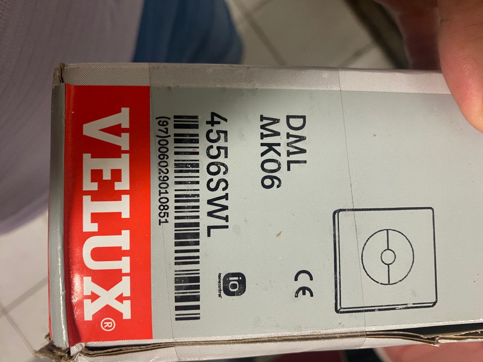 3* Elektrische VELUX rolgordijnen, Huis en Inrichting, Stoffering | Gordijnen en Lamellen, Ophalen, Rolgordijn, Verduisterend