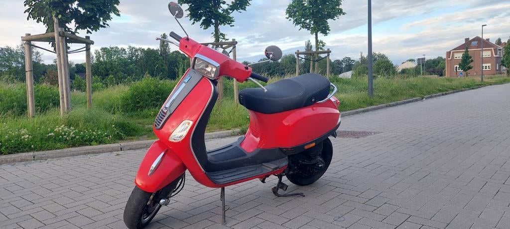 Vespa Sprint 50
