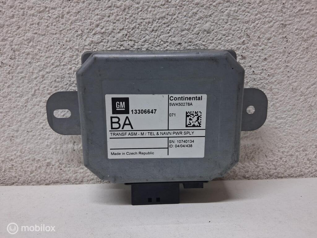 Module navigatie Opel Corsa D ('06-'15) 13306647BA, Enlèvement ou Envoi, Opel, Opel