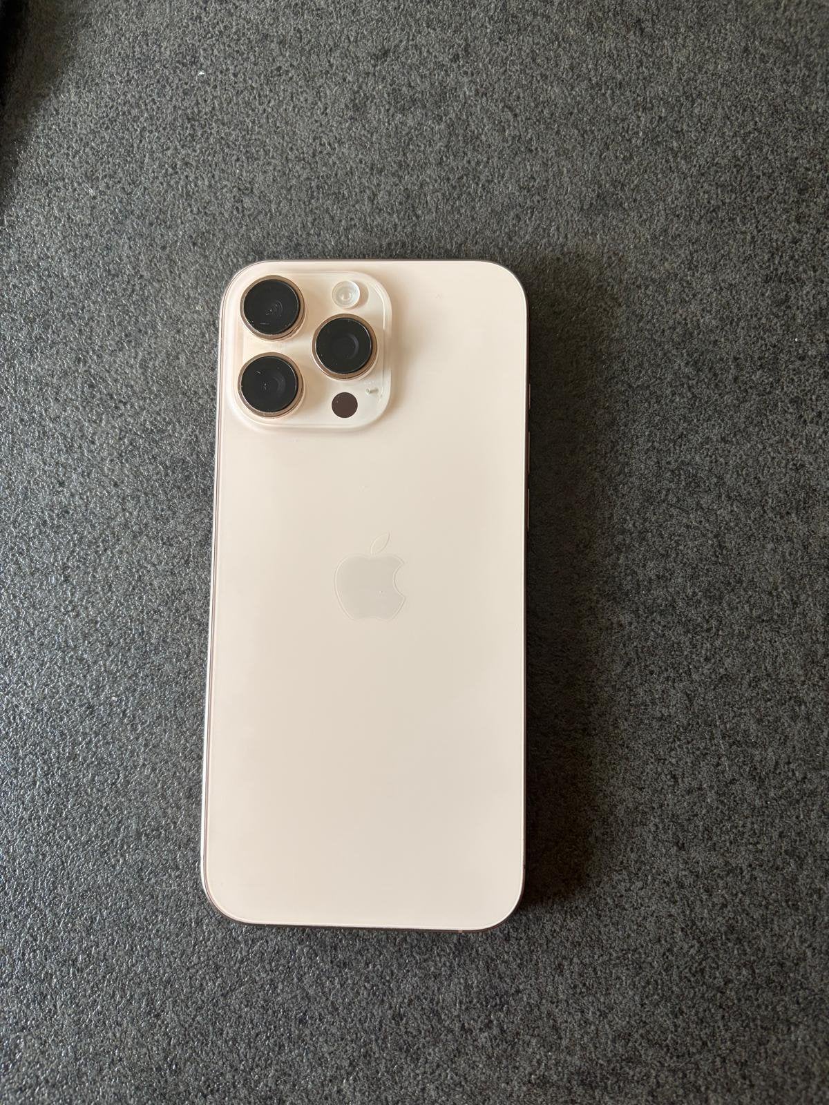 IPhone 16 pro max 256 GB Goud, Telecommunicatie, IPhone 16 Pro Max, Zo goed als nieuw, Zonder simlock, Zonder abonnement