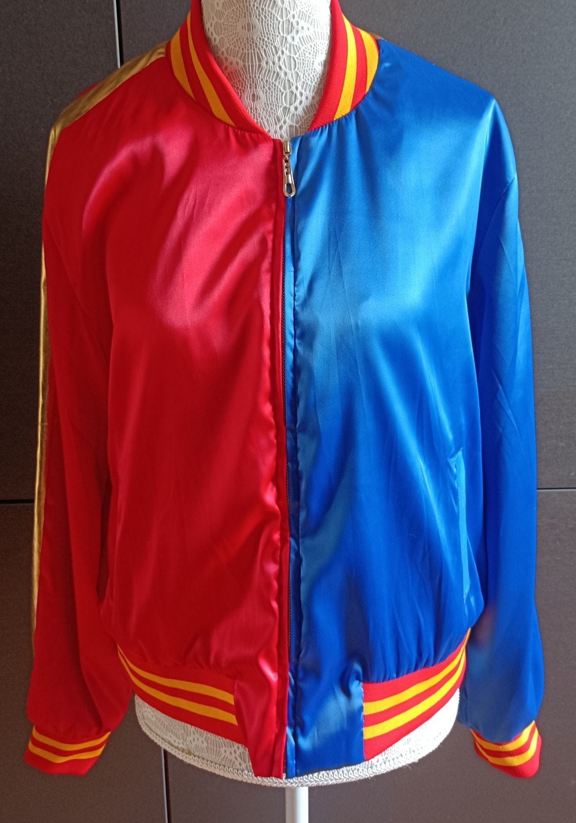 Veste Harley Quinn, Vêtements | Femmes, Costumes de carnaval & Vêtements de fête, Enlèvement ou Envoi
