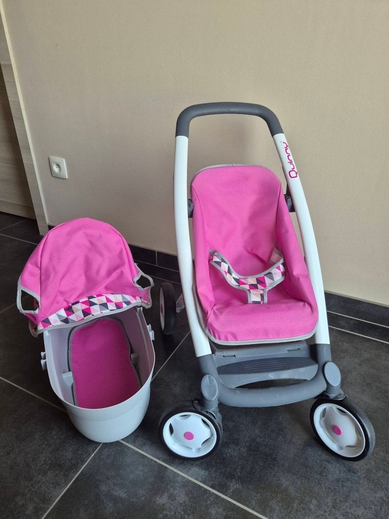 Mini versie quinny poppenwagen.Af te halen zichen / uikhoven, Kinderen en Baby's, Ophalen, Zo goed als nieuw