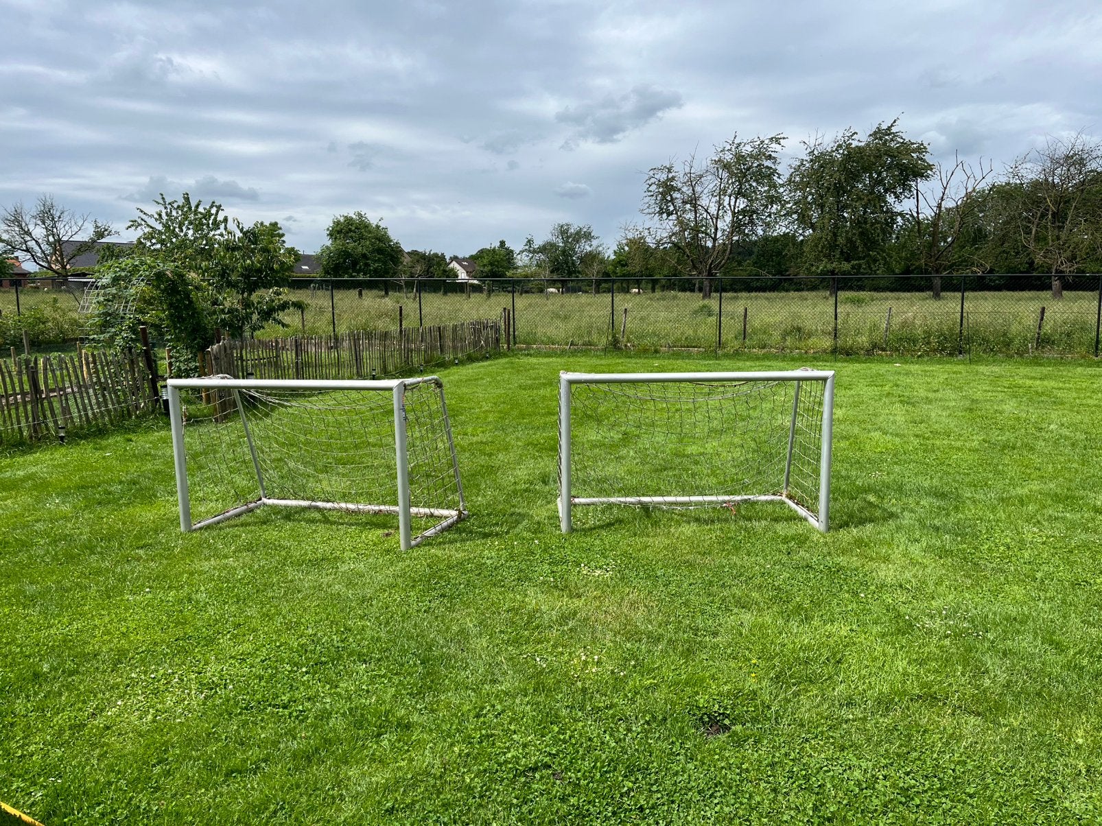 Professioneel alu. voetbaldoel 170 x 106 cm – licht, stevig, Sports & Fitness, Football, Utilisé, Enlèvement