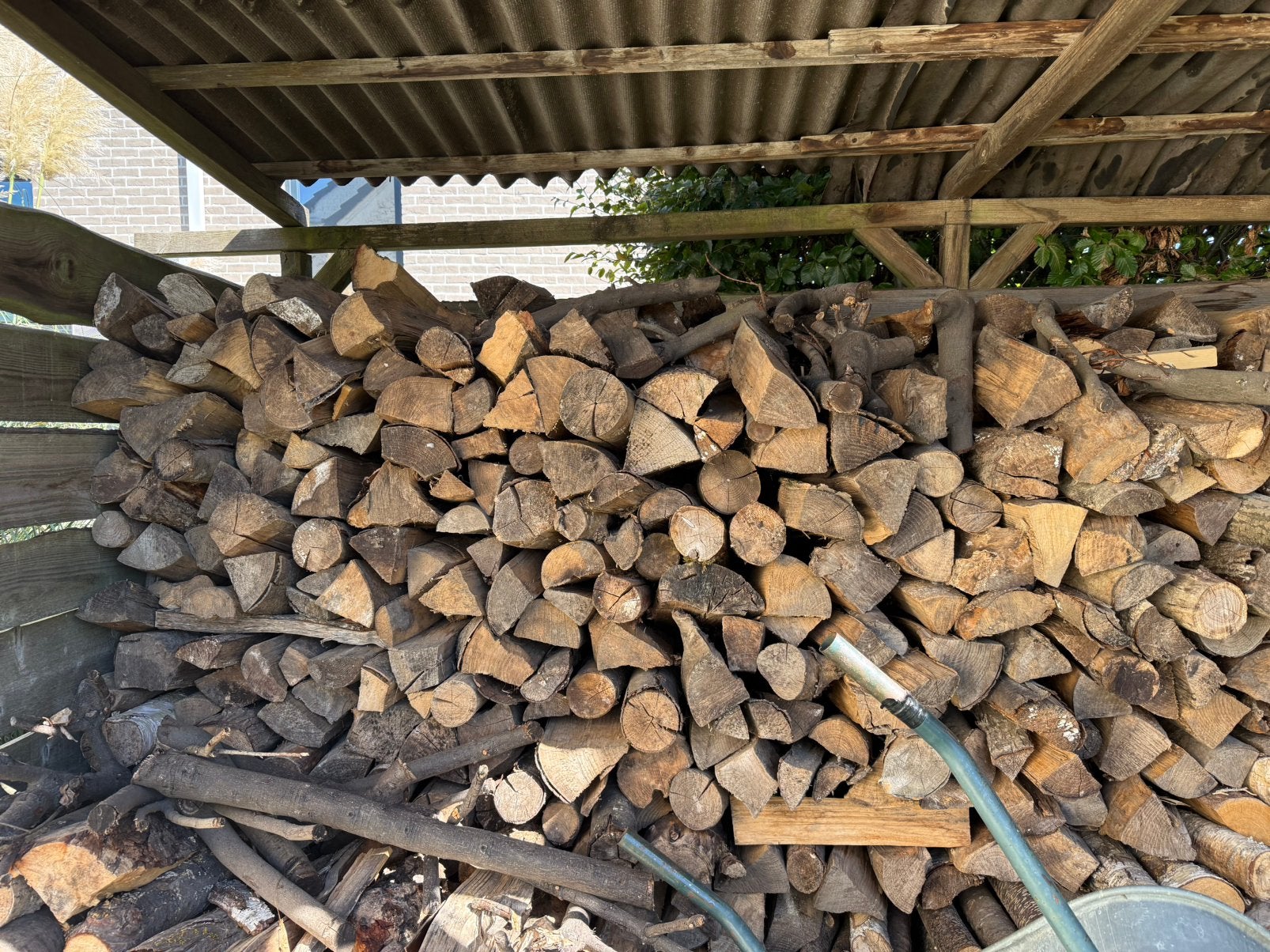 Bois de chauffage sec 2 ans, Jardin & Terrasse, Enlèvement, Bouleau, Bûches