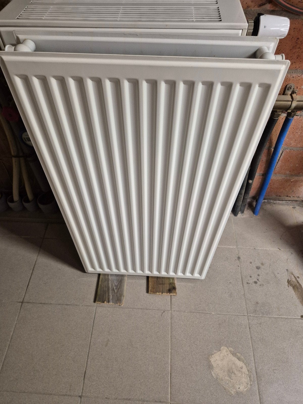 radiatoren in goede staat afm zie beschrijving, Ophalen, Radiator, Minder dan 60 cm, Zo goed als nieuw
