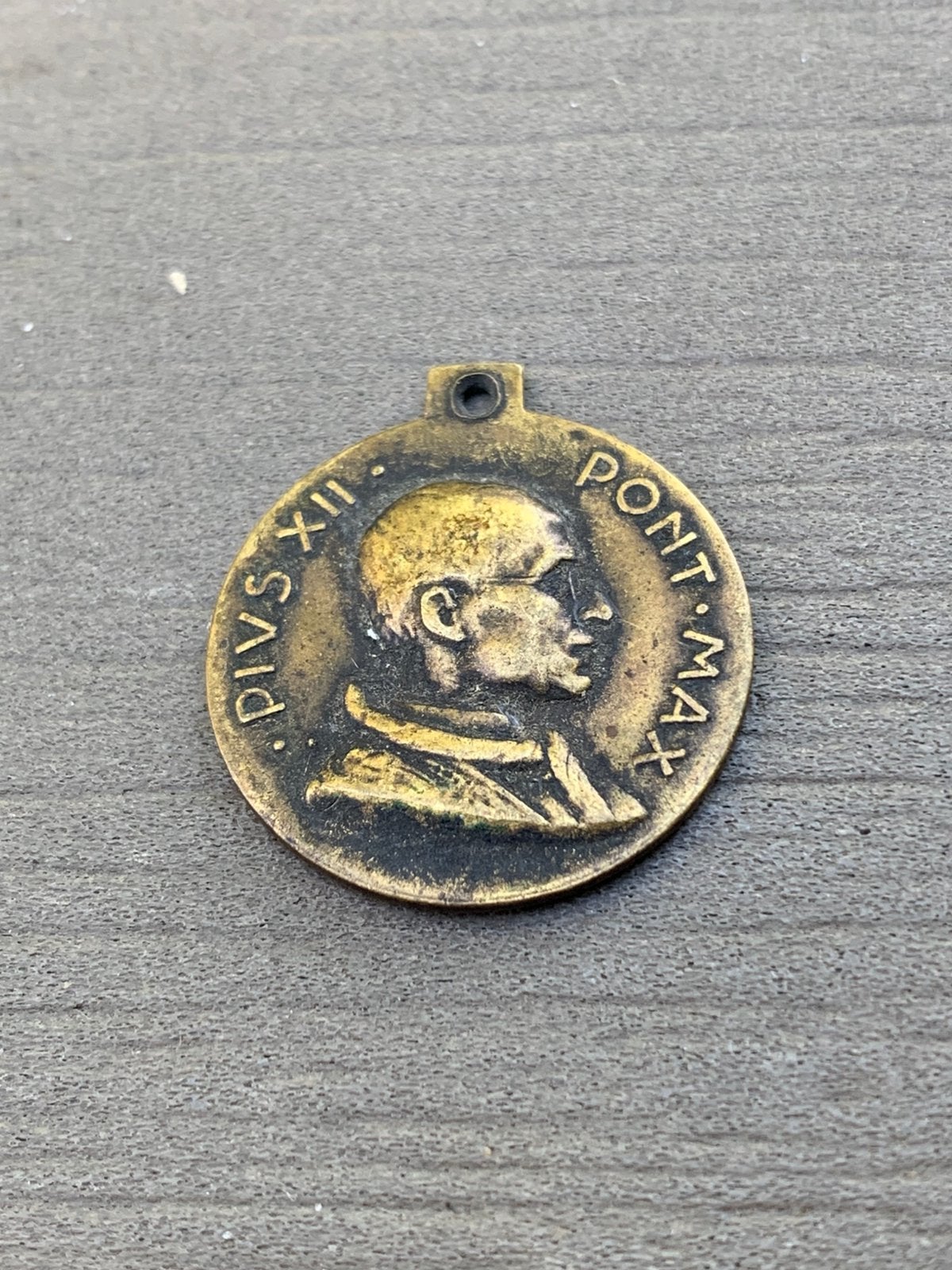 Médaille religieuse ancienne Pape Pie XII Anno Santo 1950, Collections, Enlèvement ou Envoi, Comme neuf