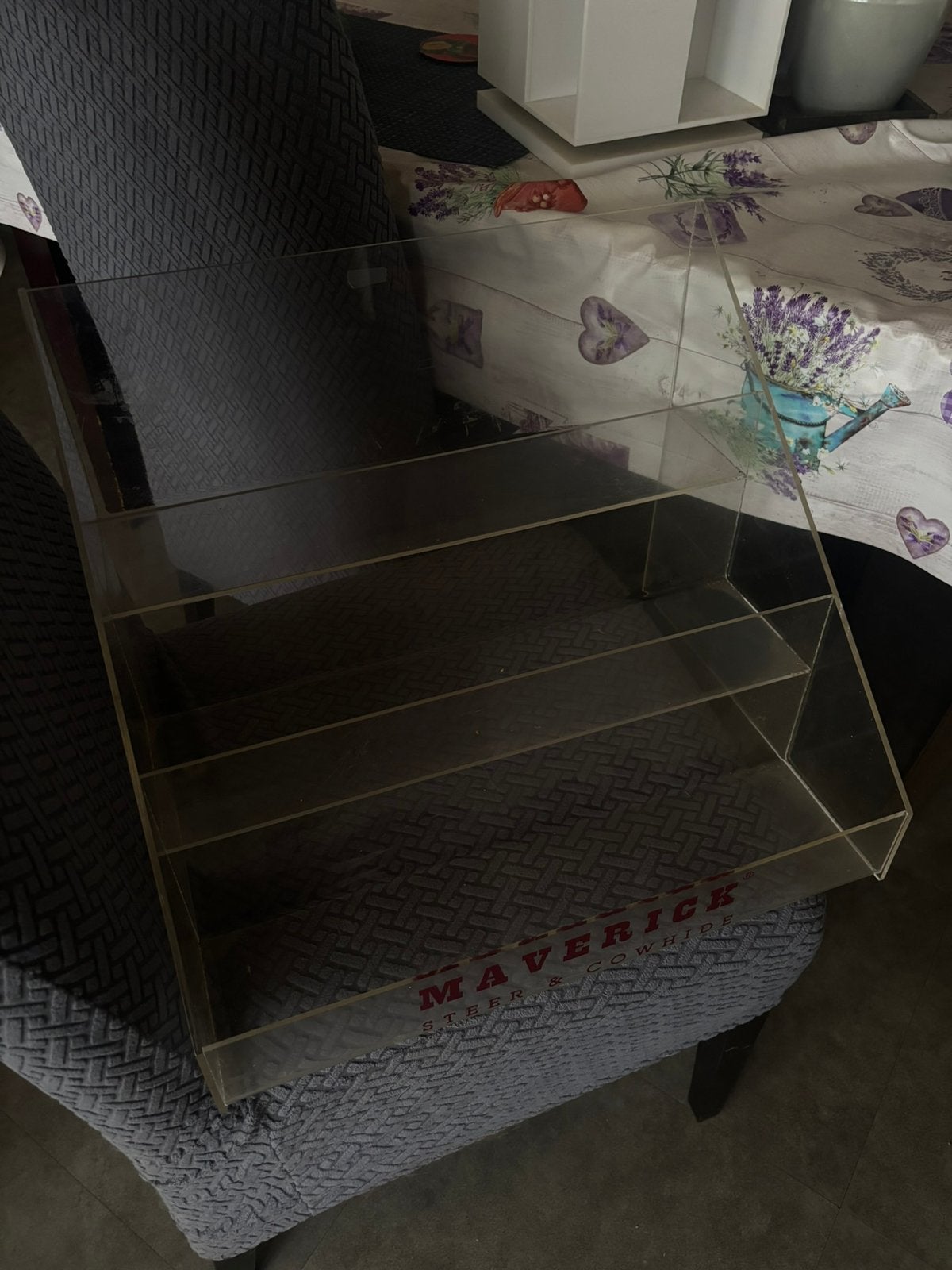 Présentoire montres, Maison & Meubles, Accessoires pour la Maison | Porte-journaux & Porte-revues, Utilisé, Enlèvement