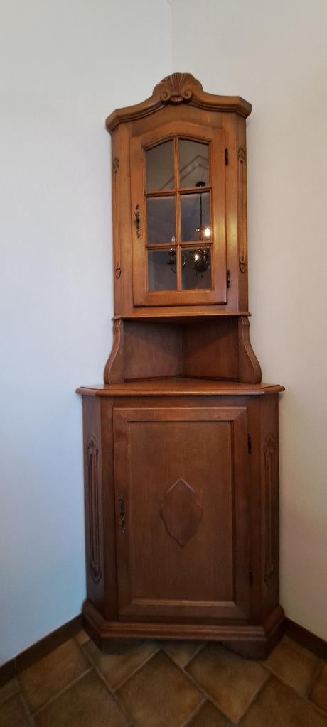 Meuble vitrine en coin, Antiquités & Art, Antiquités | Meubles | Armoires, Enlèvement