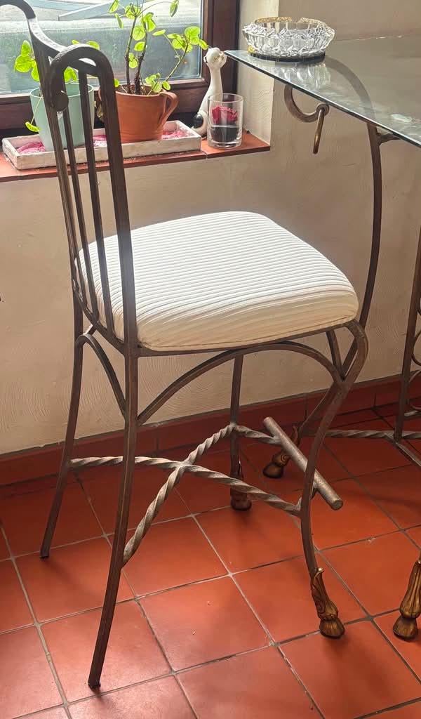 2 barkrukken en tafel, Antiek en Kunst, Antiek | Brons en Koper, Ophalen