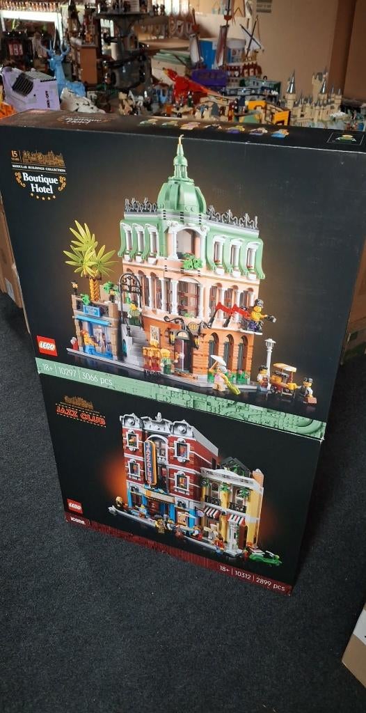 2 lego Icons Club Jazz - Boutique Hotel - 10297 10312 nieuw, Lego, Nieuw, Ophalen of Verzenden, Icons