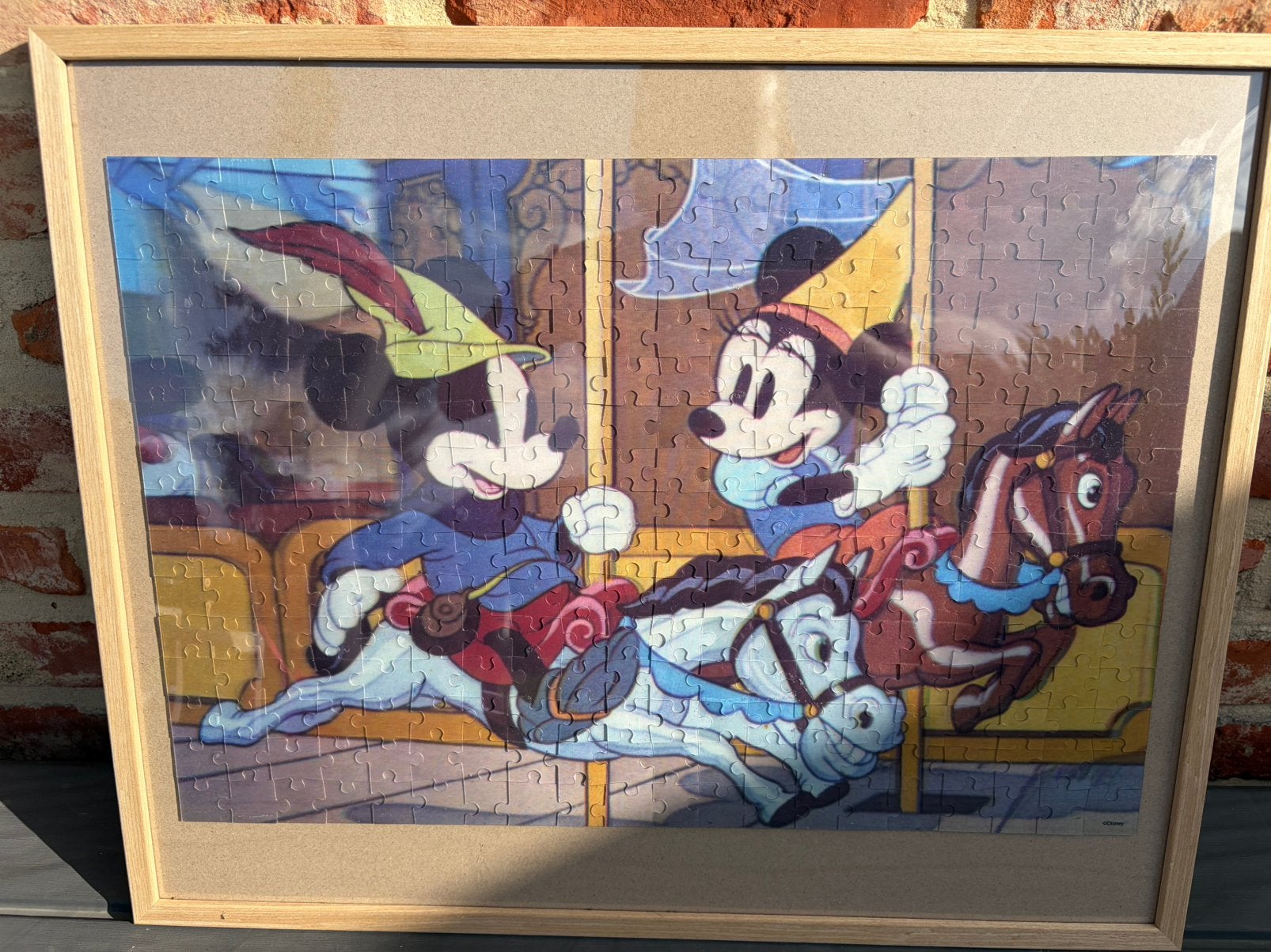 Ingelijste 3D Disney-puzzel-Mickey & Minnie op de draaimolen, Collections, Enlèvement ou Envoi, Mickey Mouse, Comme neuf, Autres types