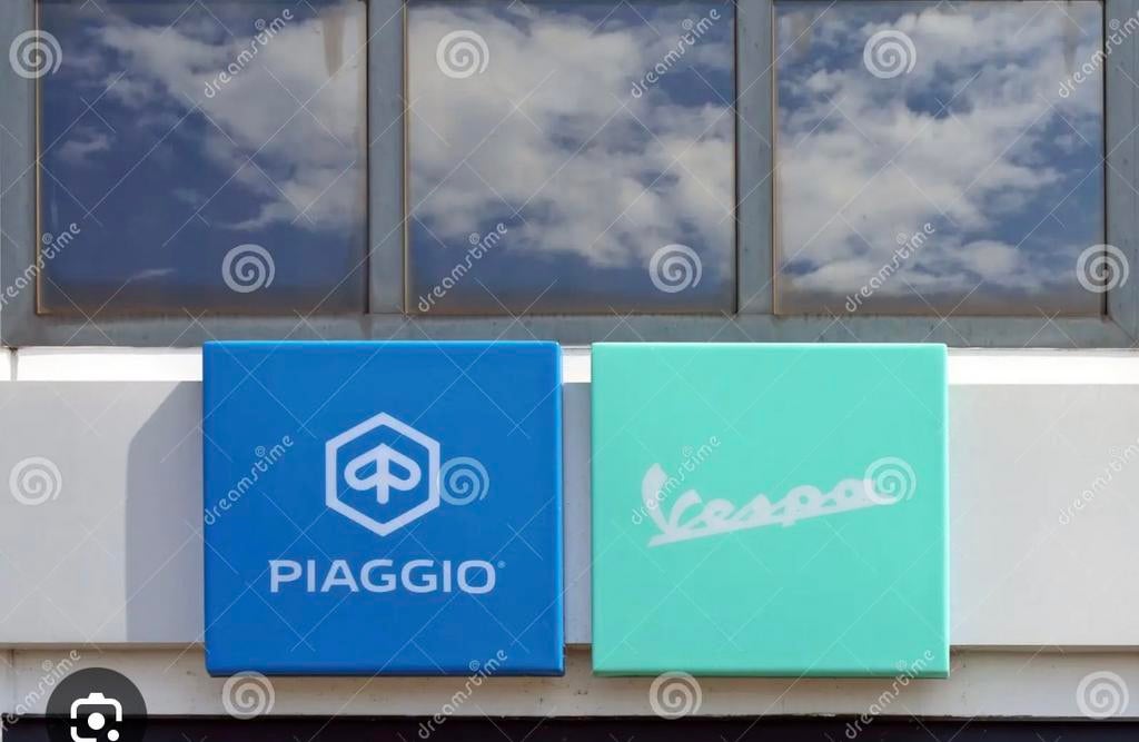 Recherche enseigne facade piaggio vespa, Informatique & Logiciels, Clés USB, Enlèvement, Comme neuf