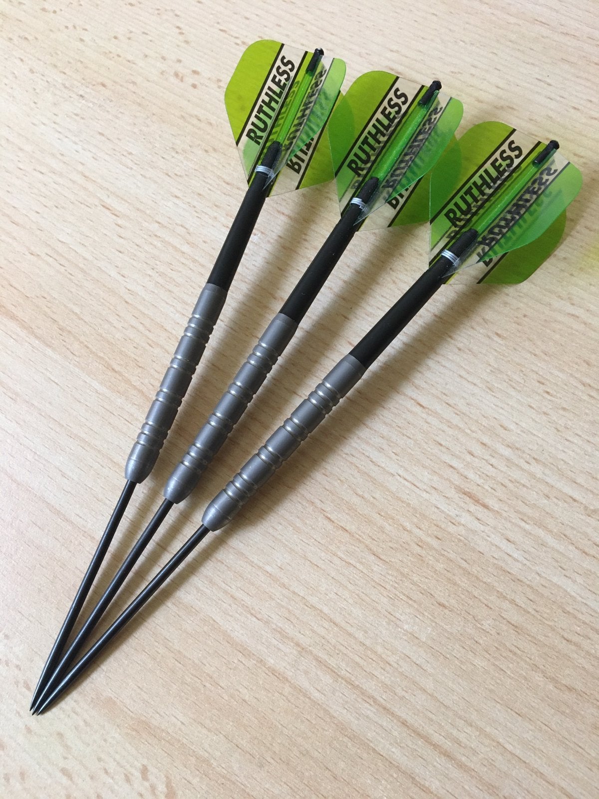 Tungsten darts met extreem lange punten 23 gram, Sport en Fitness, Darts, Ophalen of Verzenden, Gebruikt, Pijlen