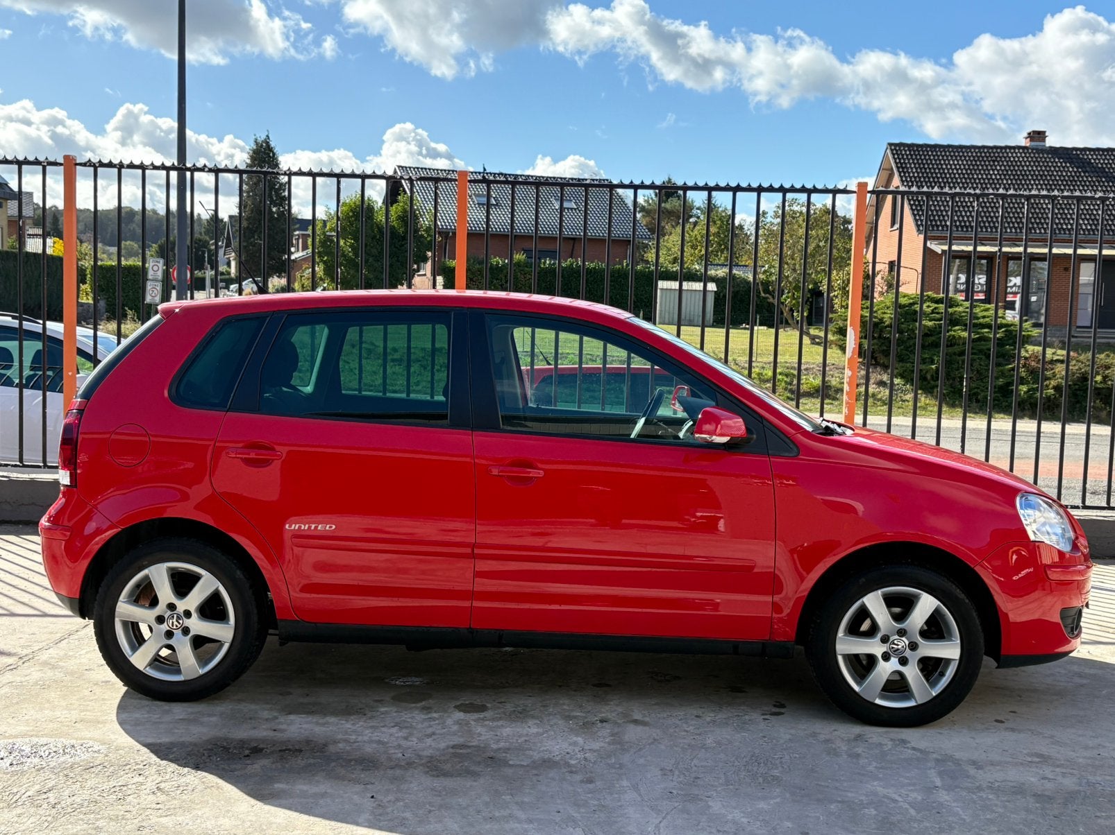 VW POLO 1.2i ESSENCE 151 000KM CARPASS UNITED 5 PORTES 2009, Rouge, Achat, Entreprise, https://public.car-pass.be/vhr/c9bb3fc4-299e-4db6-be99-5097801330ba