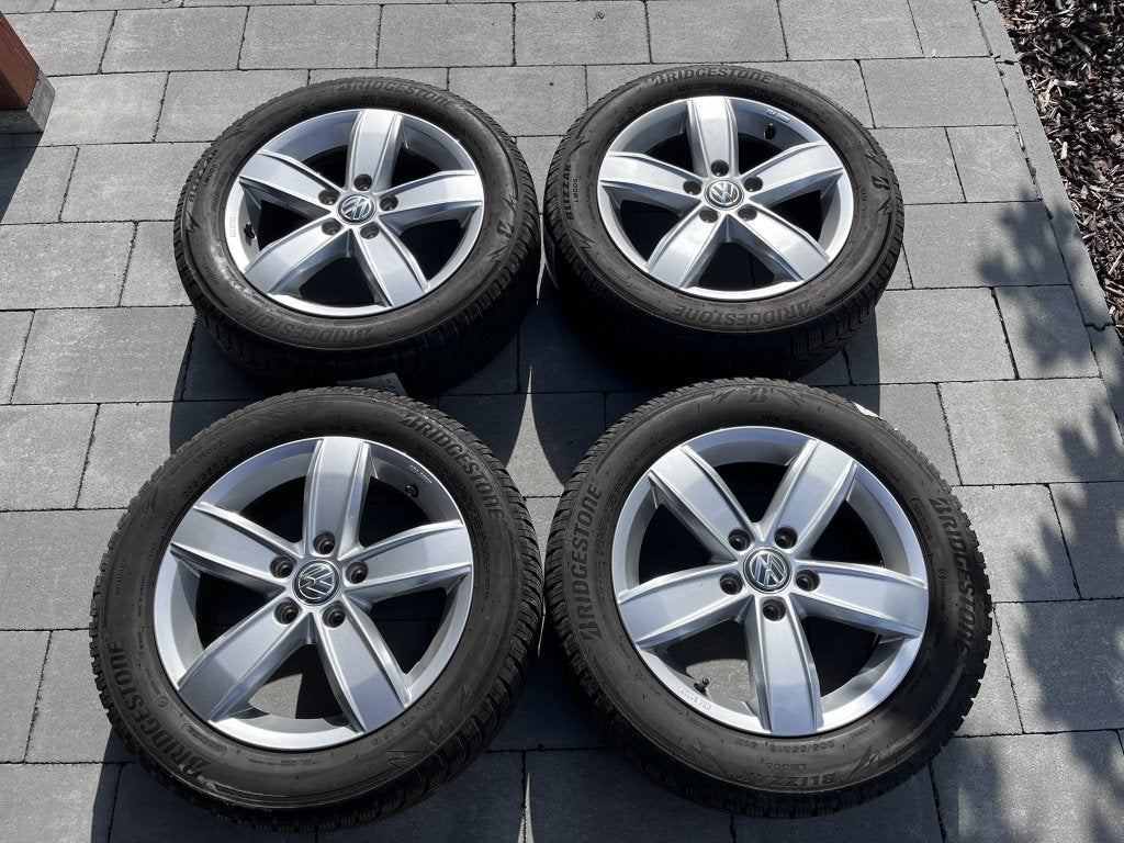 Set van 4 Corvara velgen 16" met winterbanden, Ophalen, Gebruikt, 16 inch, Banden en Velgen