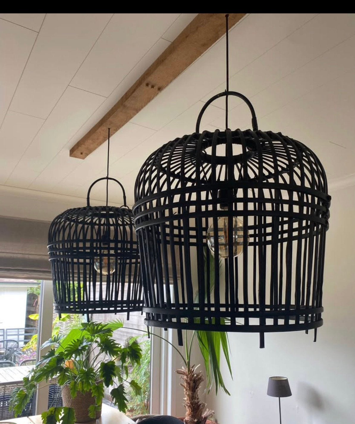 2 hanglampen in hout 40€per stuk zonder bedrading /eikenbalk, Huis en Inrichting, Lampen | Kroonluchters, Ophalen, Zo goed als nieuw