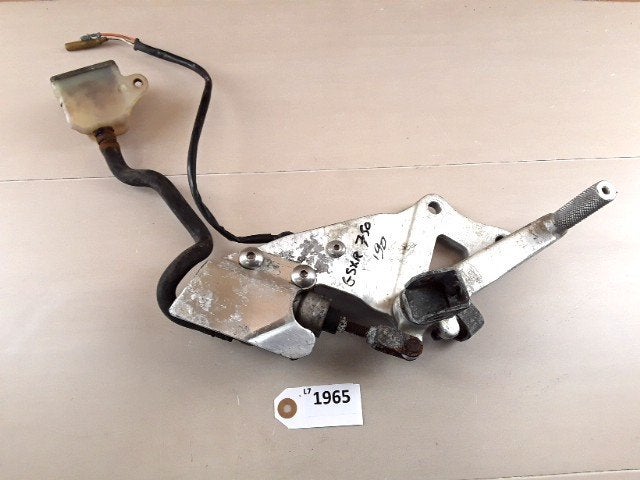 GSXR750 1990 - 1991 Suzuki D1-37528