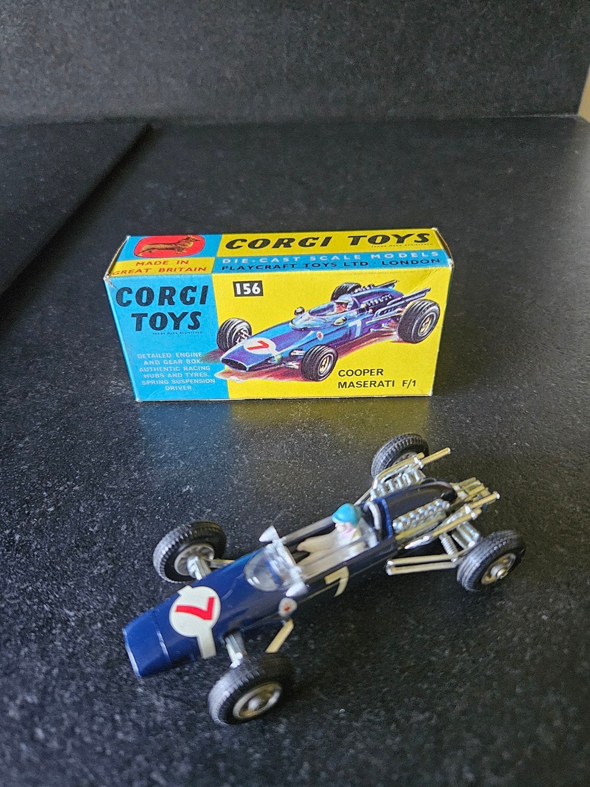 Corgi-speelgoed gemaakt in Groot-Brittannië nr. 156, Ophalen