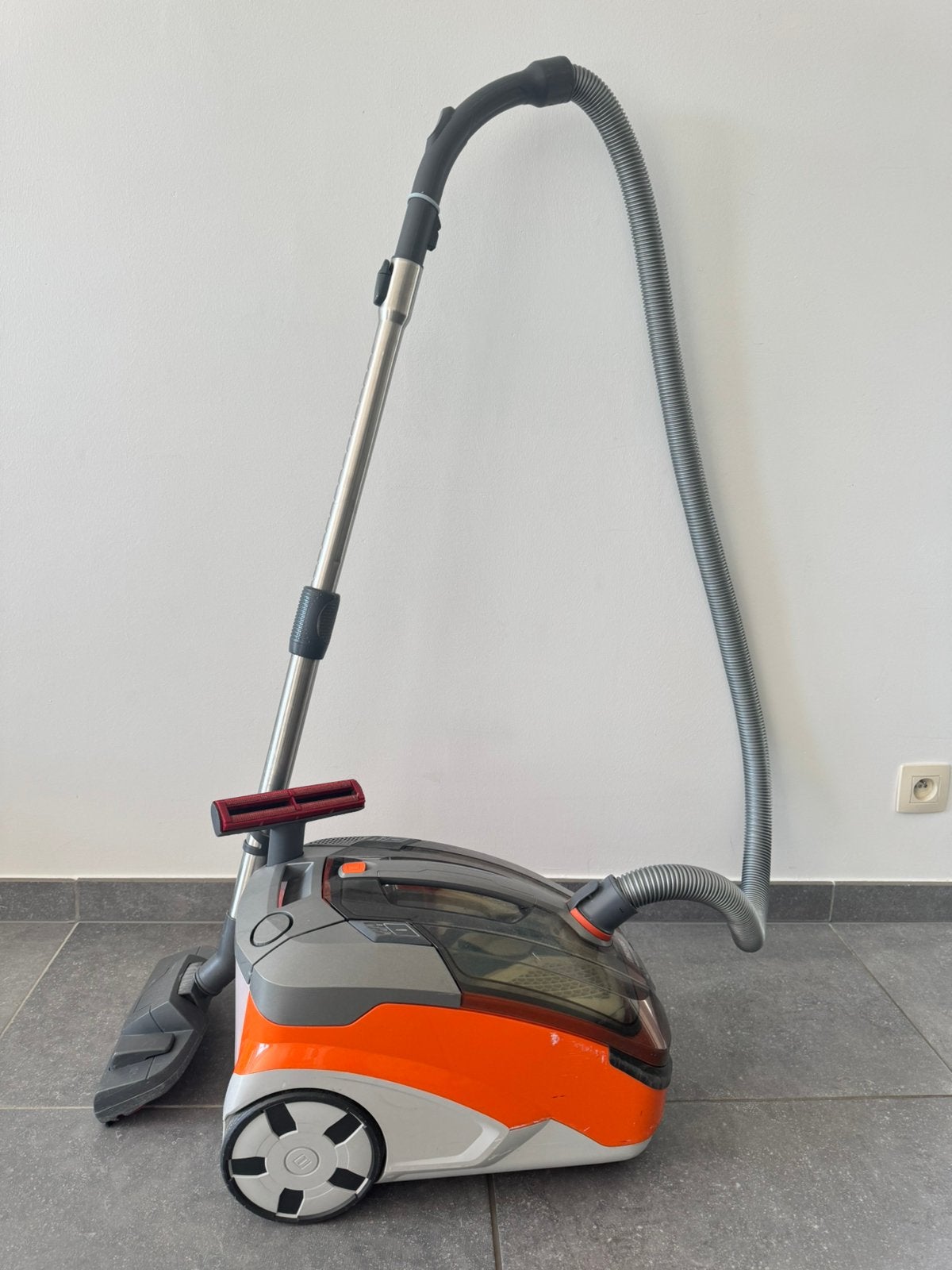 Thomas aqua + pet & family stofzuig, Ophalen, Overige merken, Gebruikt, 1600 tot 2000 watt
