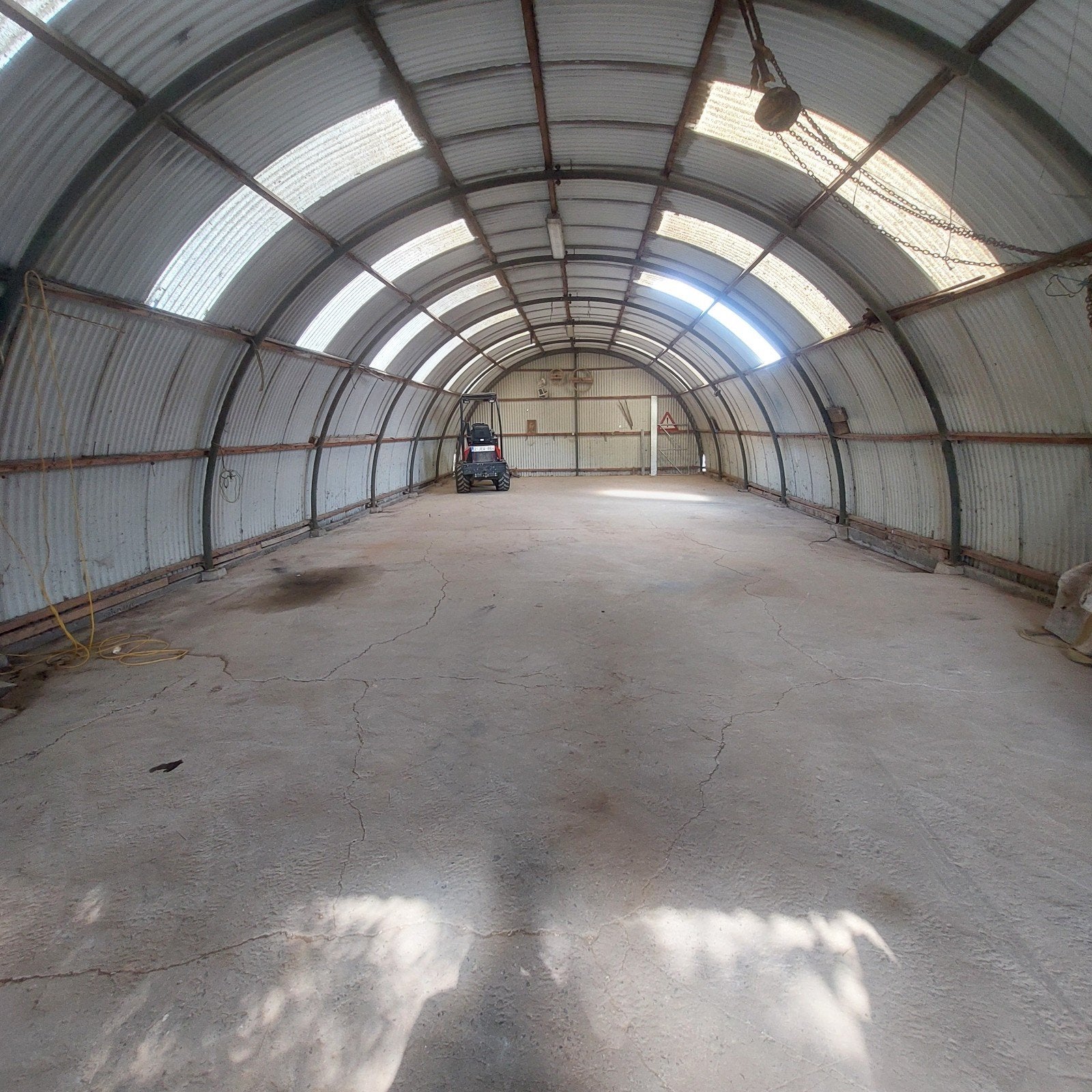 TE HUUR – Ruime loods van 160 m² – Pepingen, 160 m², Huur, Opslag of Loods