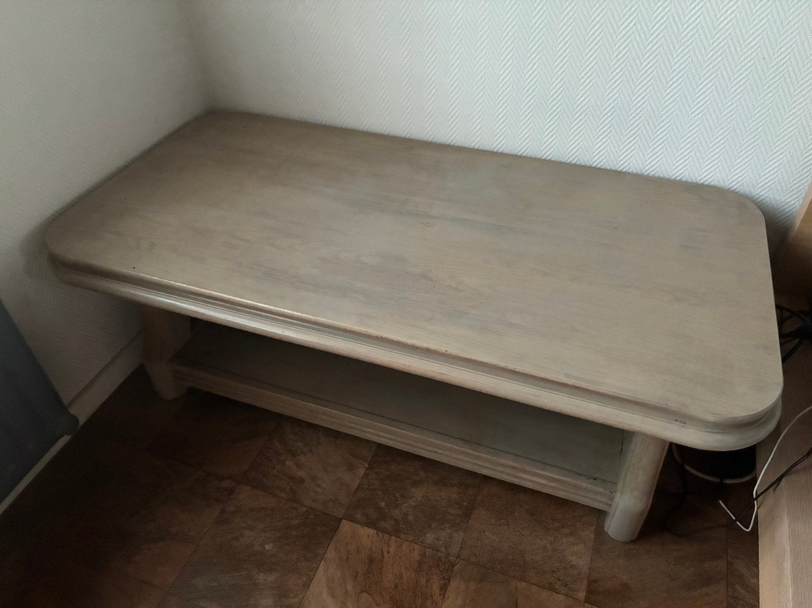 Eiken salontafel, Enlèvement, Utilisé