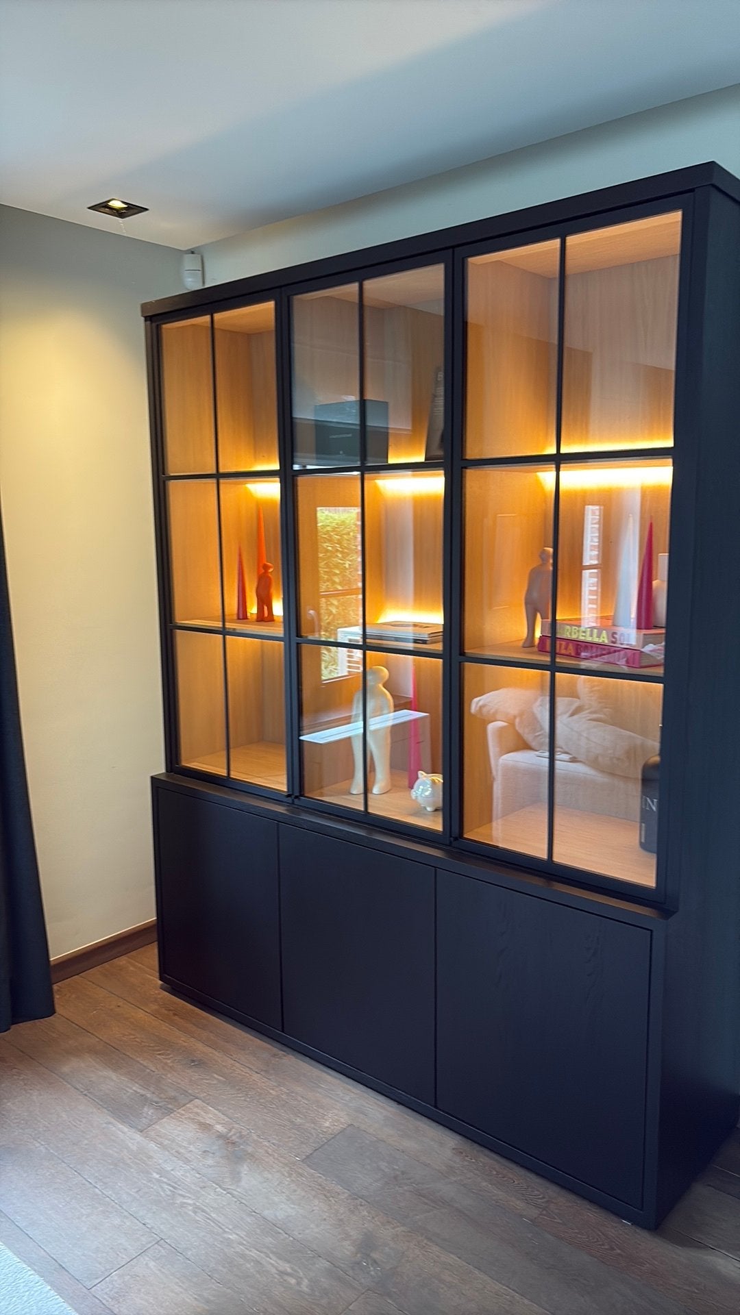Charrell kast, Huis en Inrichting, Ophalen, Met deur(en), 200 cm of meer, 150 tot 200 cm