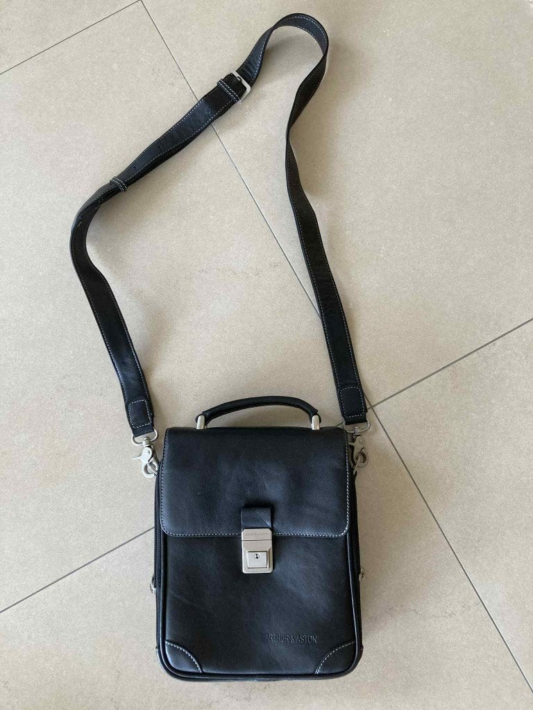tas Arthur & Aston zwart leder, Autres marques, Cuir, Enlèvement ou Envoi, Utilisé
