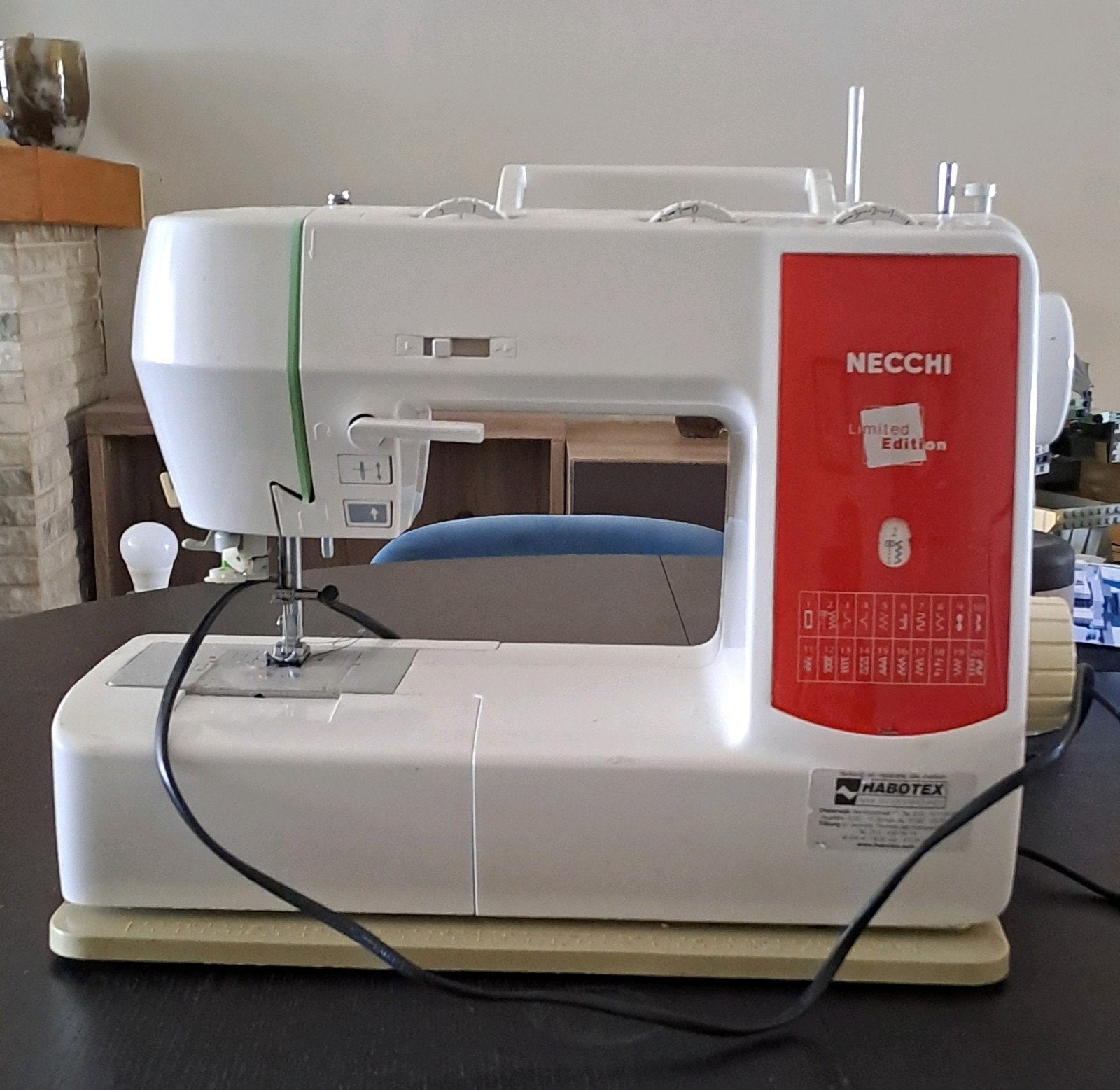 Necchi naaimachine, Hobby en Vrije tijd, Ophalen, Naaimachine