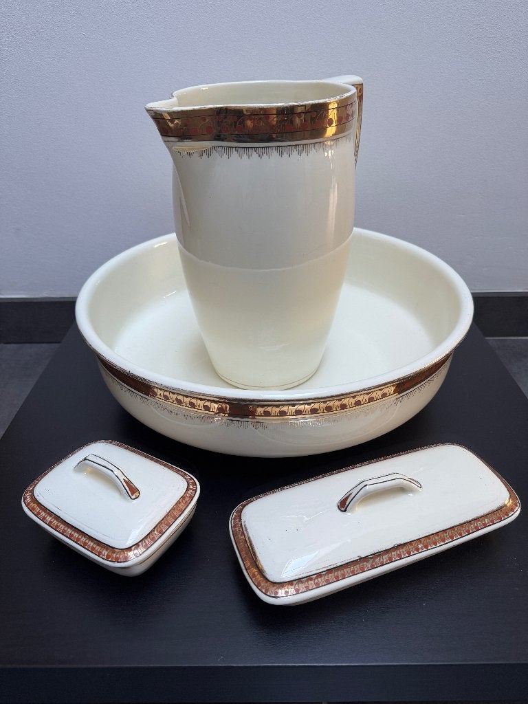 Lampetset (art-decowaskomset), Enlèvement