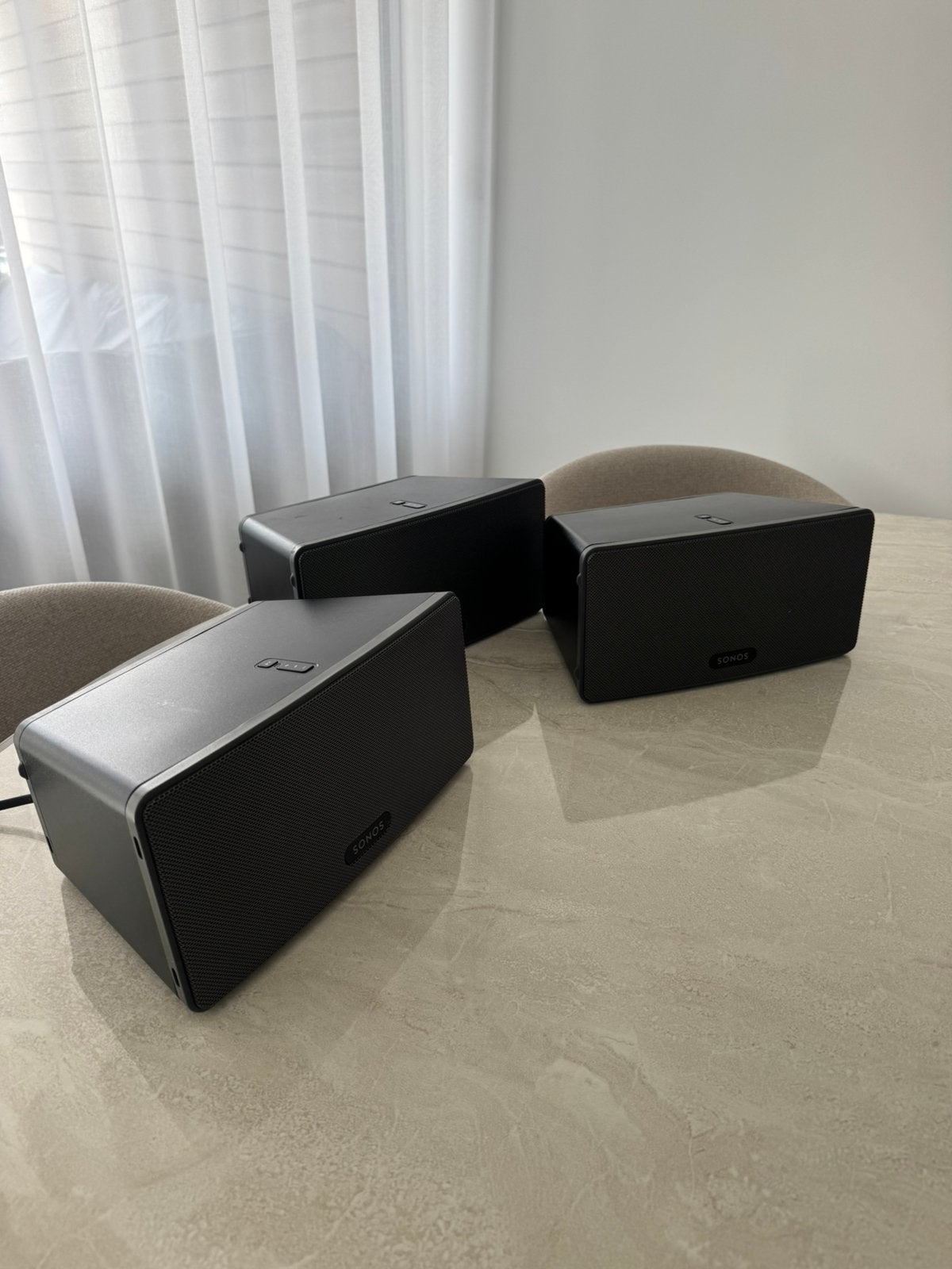 Sonos play 3 drie stuks in sublieme staat, Audio, Tv en Foto, Slimme speaker, 120 tot 150 watt, Ophalen of Verzenden, Zo goed als nieuw