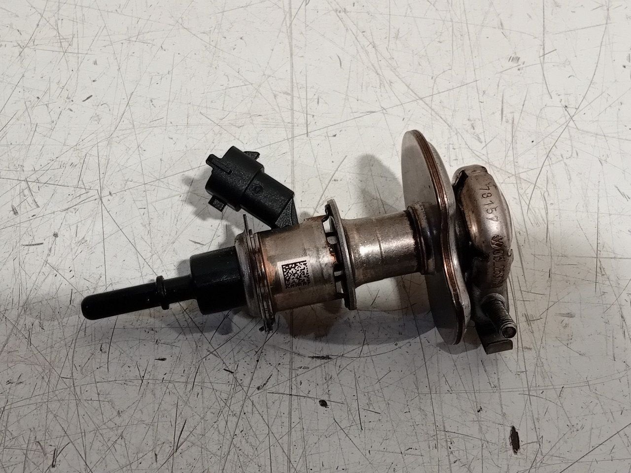 Adblue injector Volkswagen Golf, Auto-onderdelen, Onderdelen@venauto.nl, Van der Ven Autorecycling B.V., Gebruikt, Ettenseweg 76, 4706 PB Roosendaal, The Netherlands