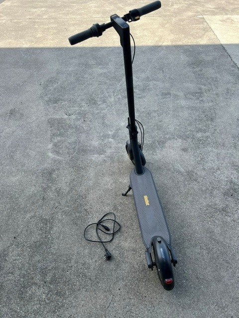 Step Ninebot, Enlèvement, Comme neuf, Step électrique (E-scooter), Ninebot