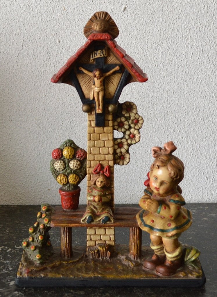 Meisje aan kapel, Art Brabacon, 30 cm, Ophalen of Verzenden