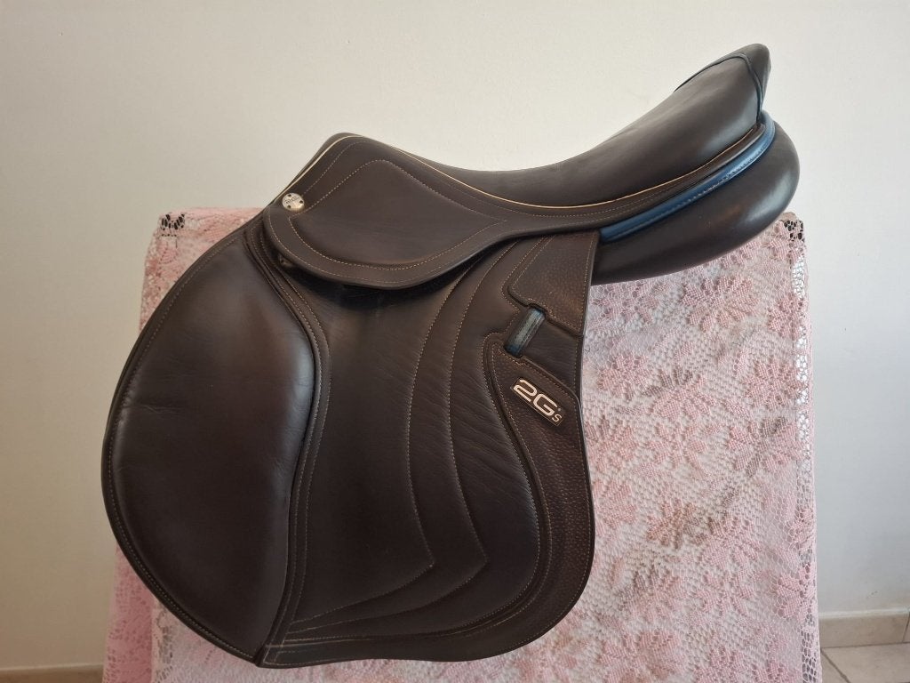 CWD 2GS Mademoiselle springzadel, Dieren en Toebehoren, Paarden en Pony's | Zadels, Ophalen, L (17.5 inch), Close contact, Middel