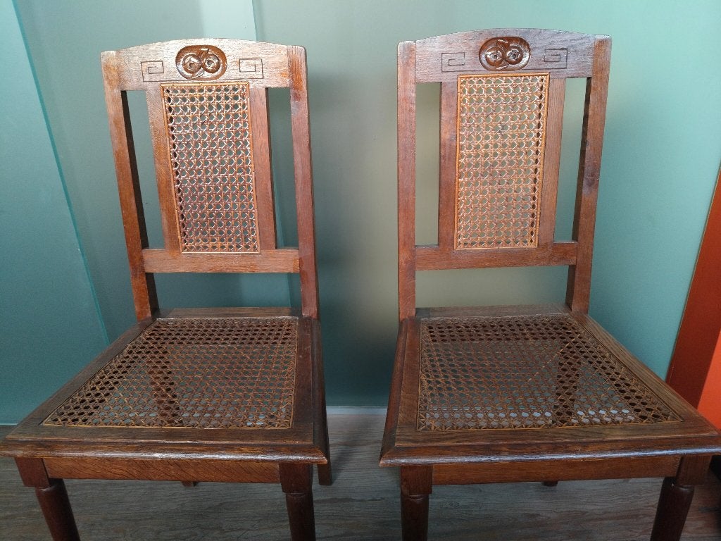 2 Vintage houten stoelen, Twee, Bruin, Ophalen of Verzenden, Hout