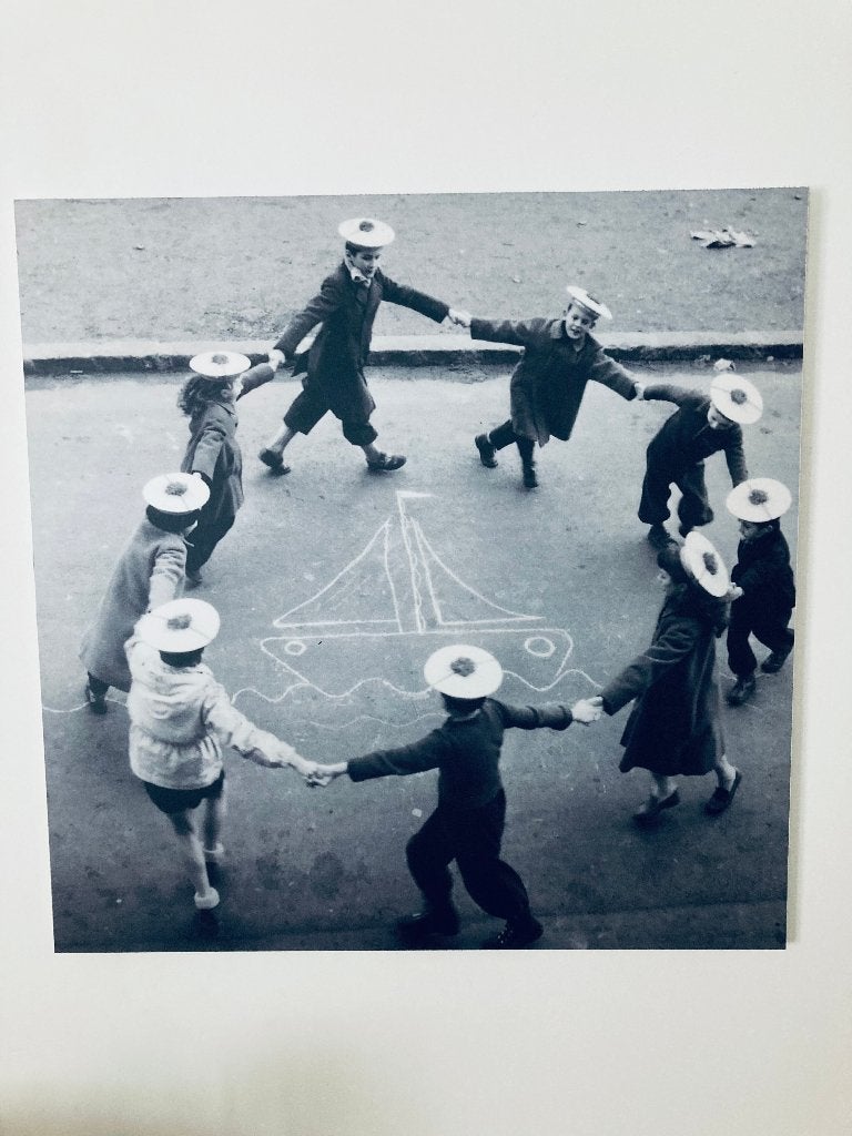 Robert Doisneau "La ronde des pompons" - Forex print 100x100, Ophalen, 75 tot 100 cm, 75 cm of meer, Print