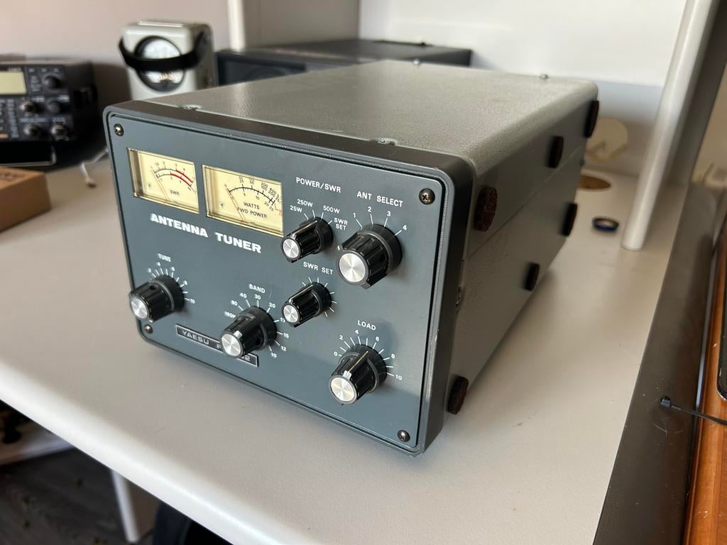 Yaesu perfecte 500watt tuner, Telecommunicatie, Ophalen of Verzenden, Zender en Ontvanger