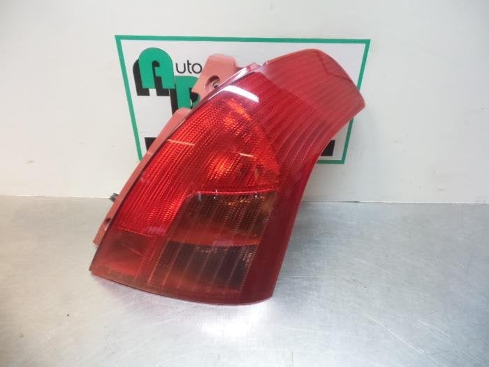 Feu arrière droit d'un Suzuki Swift (Swift 05-), -, 3 mois de garantie, Utilisé, -