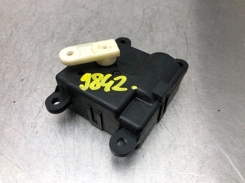 KACHELSTELMOTOR Subaru Impreza II Plus (GG) (|3B60030850|), Gebruikt, Subaru