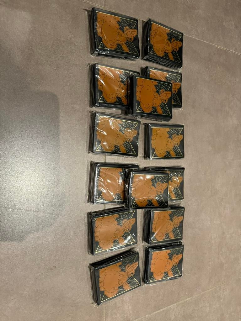 Pokémon en tout genre, Enlèvement ou Envoi, Comme neuf, Autres types, Foil