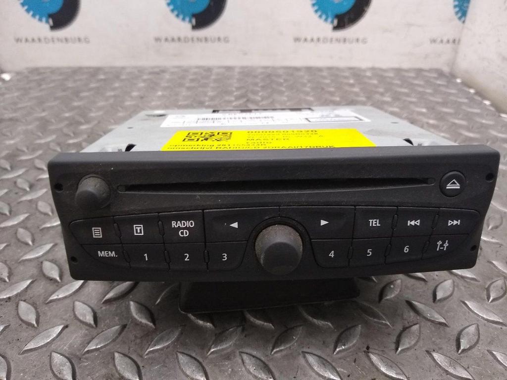 RENAULT MASTER RADIO 2015, Ophalen of Verzenden, Gebruikt, Stiba lid